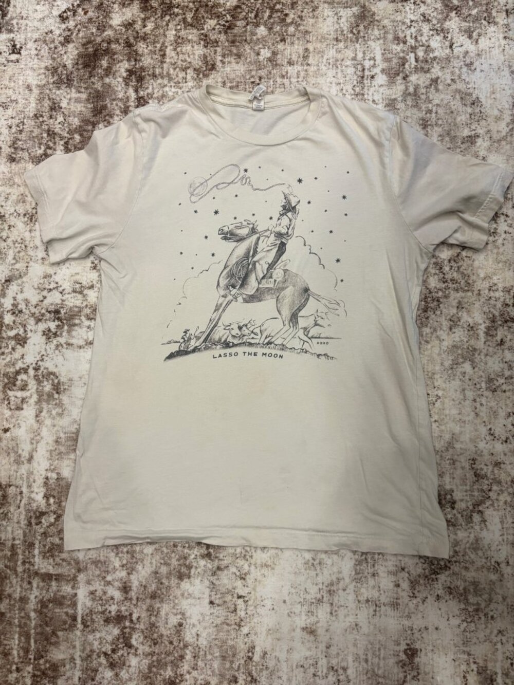 "Lasso The Moon" Western Cowboy Graphic T-Shirt – Off-White / Cream (Size Large)
